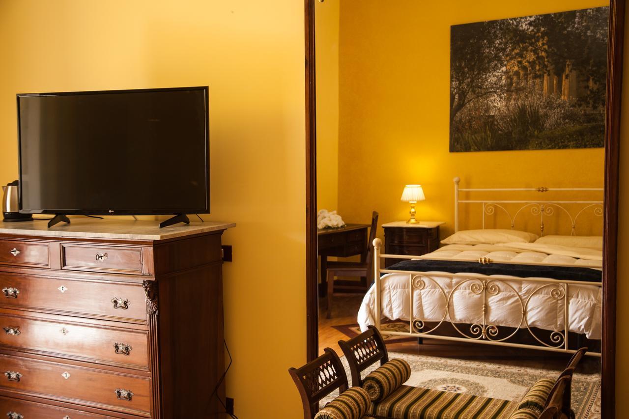 Palazzo Melluso Luxury Suite Porto Empedocle Extérieur photo